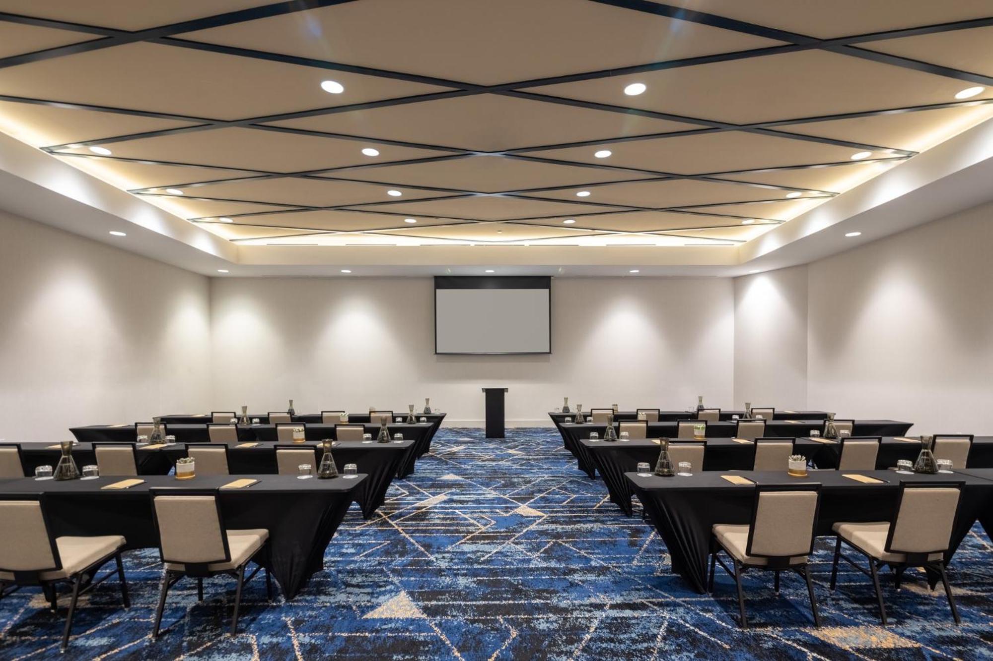 Crowne Plaza Atlanta Ne - Norcross Otel Dış mekan fotoğraf